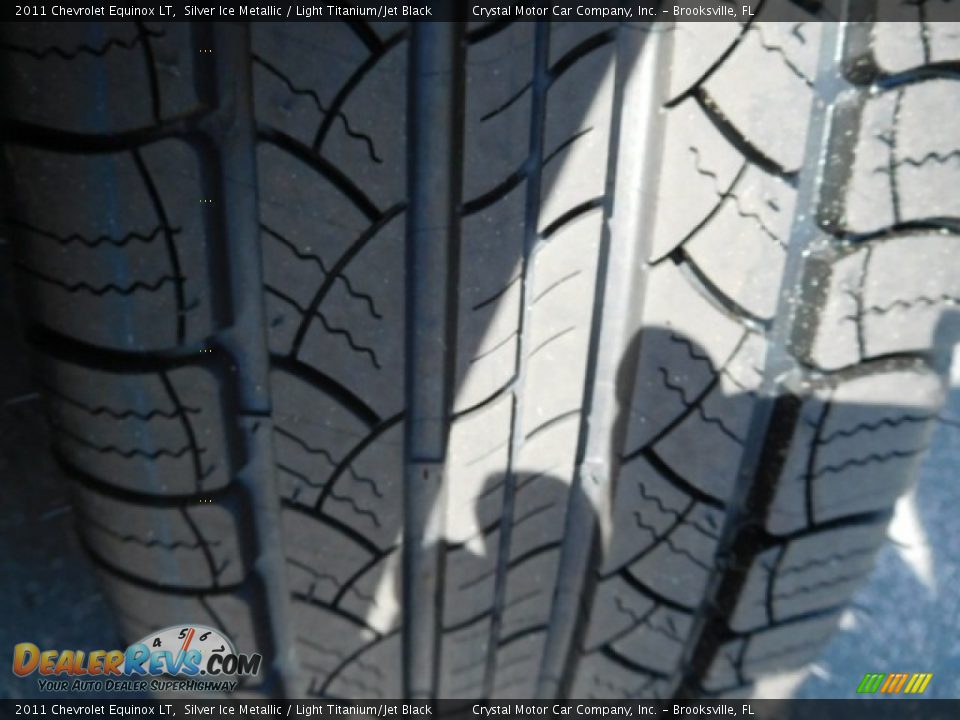 2011 Chevrolet Equinox LT Silver Ice Metallic / Light Titanium/Jet Black Photo #17