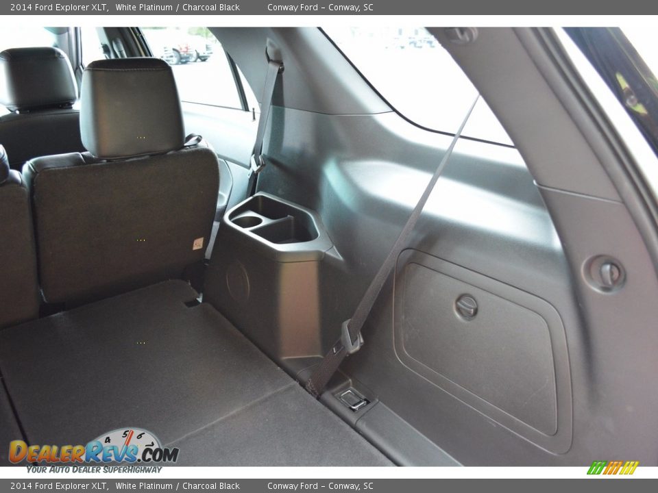 2014 Ford Explorer XLT White Platinum / Charcoal Black Photo #11