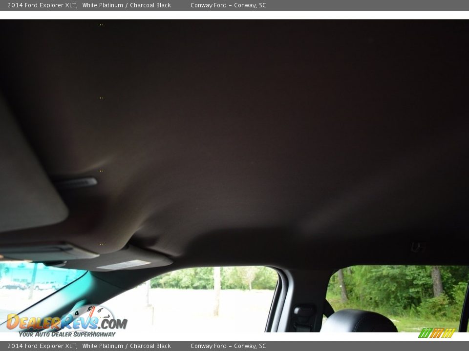 2014 Ford Explorer XLT White Platinum / Charcoal Black Photo #22