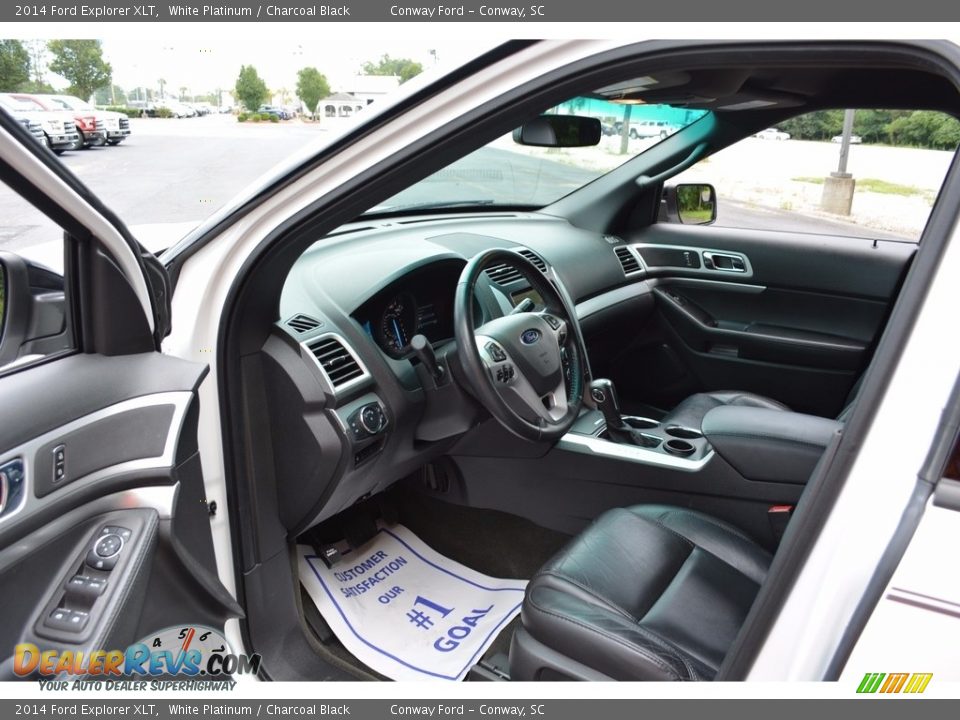 2014 Ford Explorer XLT White Platinum / Charcoal Black Photo #26