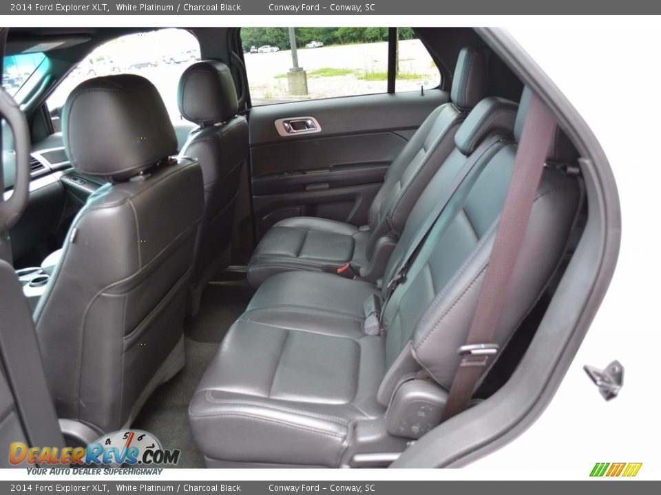 2014 Ford Explorer XLT White Platinum / Charcoal Black Photo #29