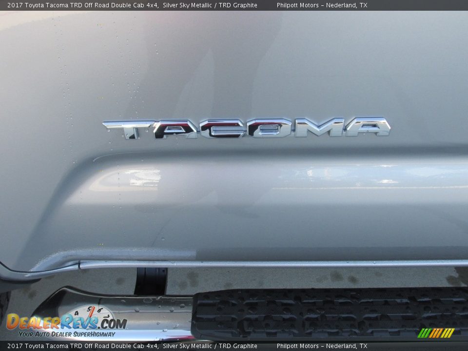 2017 Toyota Tacoma TRD Off Road Double Cab 4x4 Silver Sky Metallic / TRD Graphite Photo #14