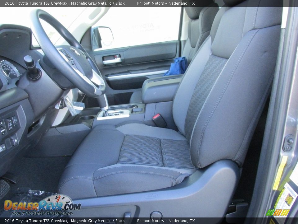 Front Seat of 2016 Toyota Tundra TSS CrewMax Photo #23