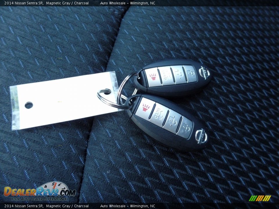2014 Nissan Sentra SR Magnetic Gray / Charcoal Photo #20