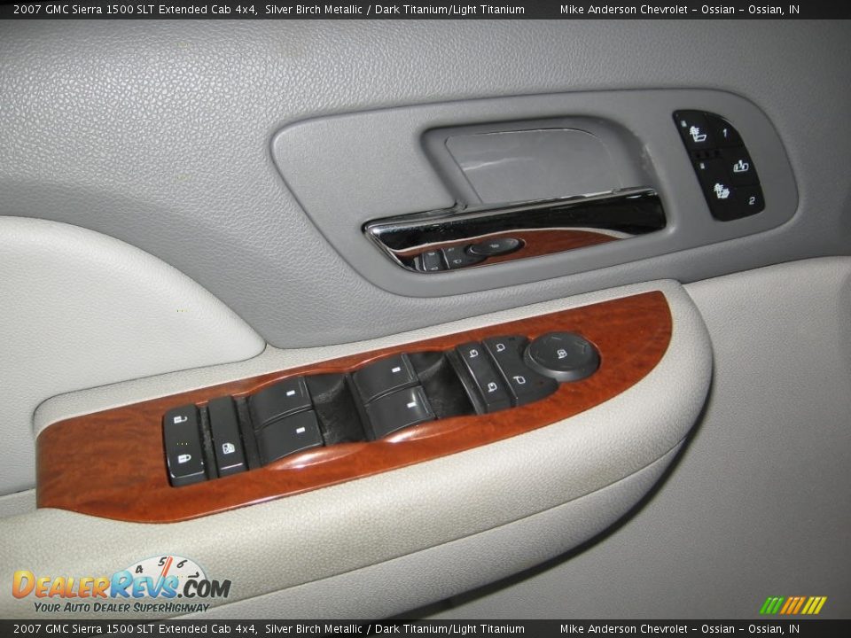 2007 GMC Sierra 1500 SLT Extended Cab 4x4 Silver Birch Metallic / Dark Titanium/Light Titanium Photo #6