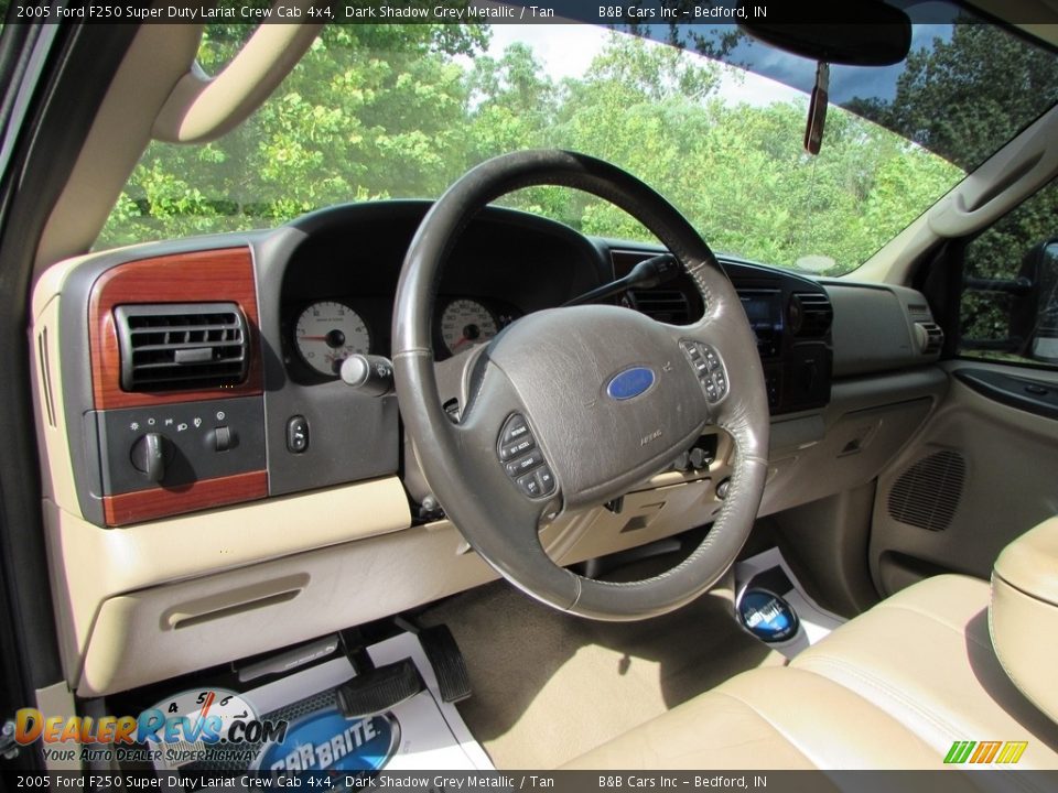 2005 Ford F250 Super Duty Lariat Crew Cab 4x4 Dark Shadow Grey Metallic / Tan Photo #24
