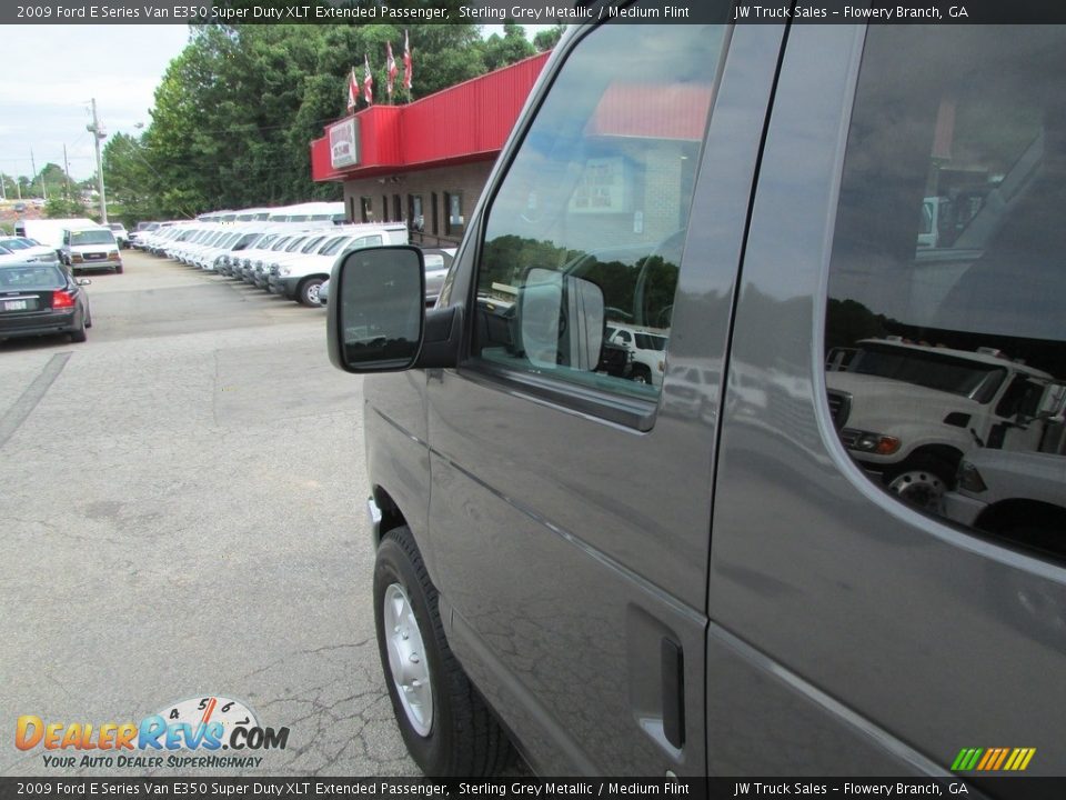 2009 Ford E Series Van E350 Super Duty XLT Extended Passenger Sterling Grey Metallic / Medium Flint Photo #16