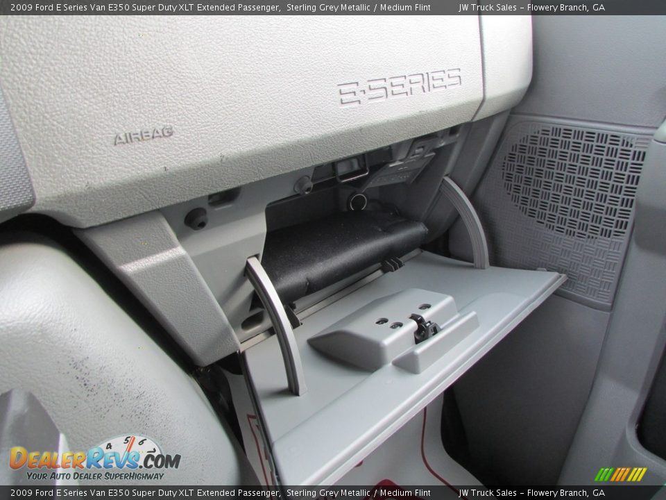 2009 Ford E Series Van E350 Super Duty XLT Extended Passenger Sterling Grey Metallic / Medium Flint Photo #27