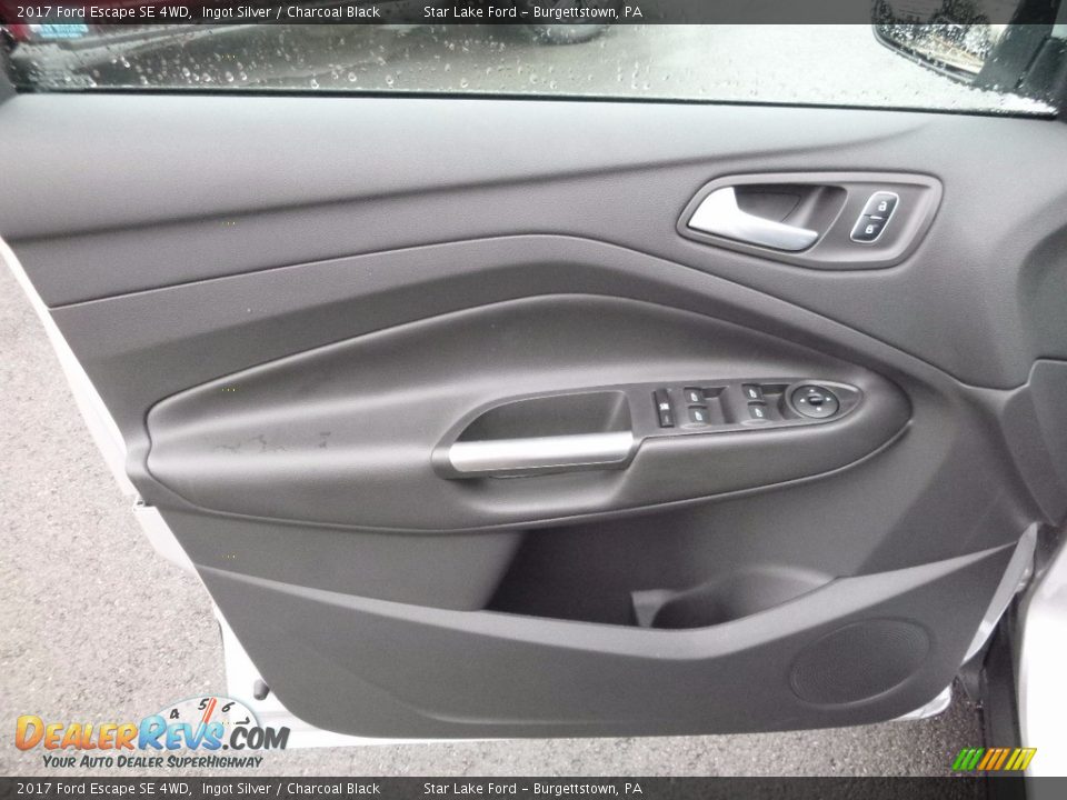 2017 Ford Escape SE 4WD Ingot Silver / Charcoal Black Photo #14