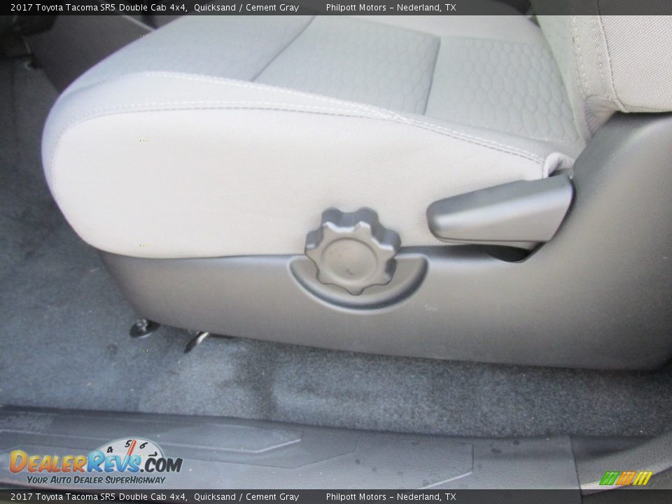 2017 Toyota Tacoma SR5 Double Cab 4x4 Quicksand / Cement Gray Photo #25