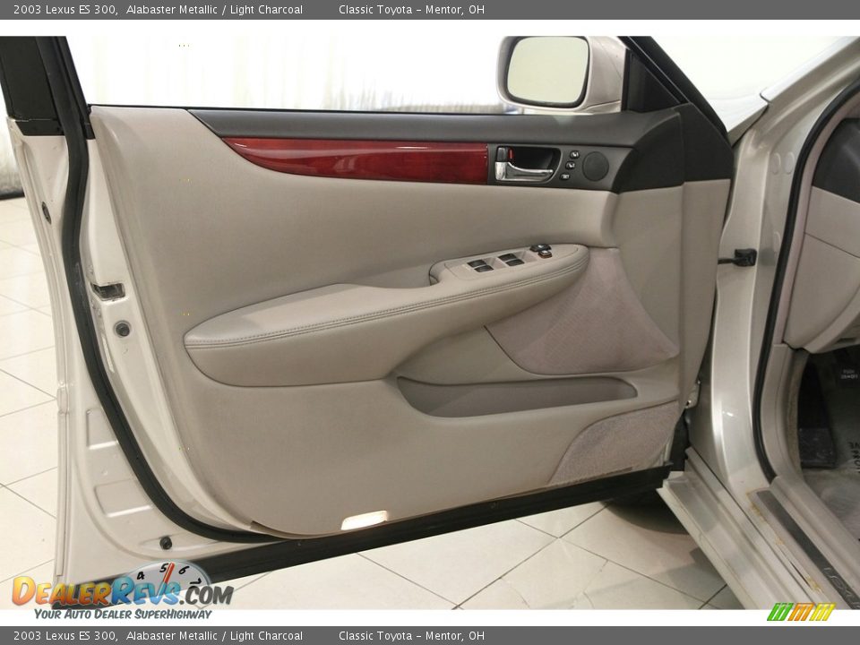 2003 Lexus ES 300 Alabaster Metallic / Light Charcoal Photo #4