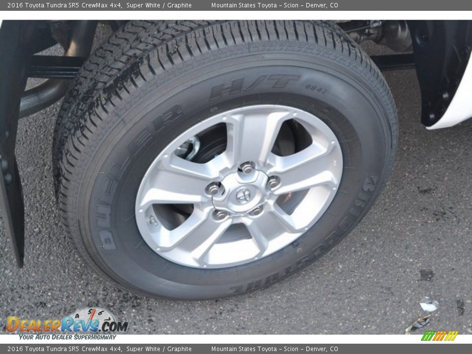 2016 Toyota Tundra SR5 CrewMax 4x4 Super White / Graphite Photo #9