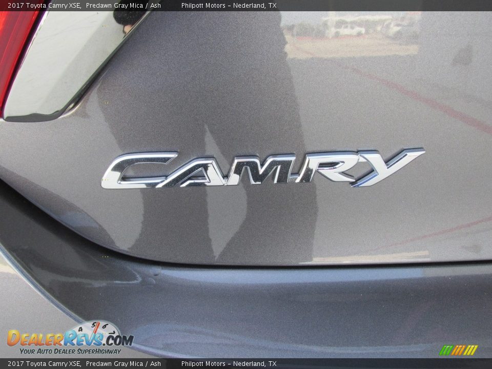 2017 Toyota Camry XSE Logo Photo #14