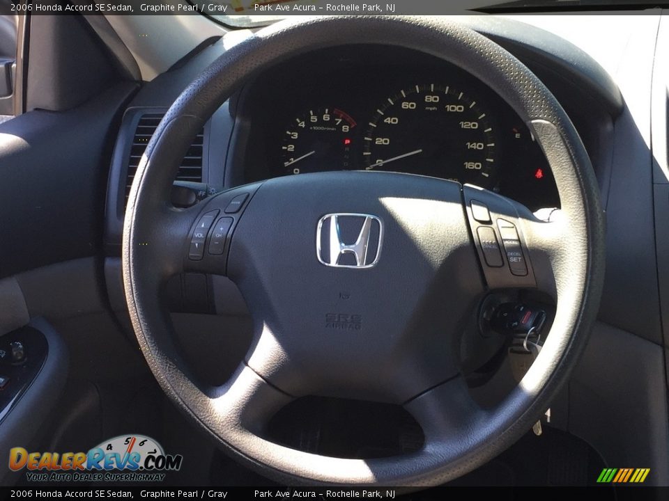 2006 Honda Accord SE Sedan Graphite Pearl / Gray Photo #17