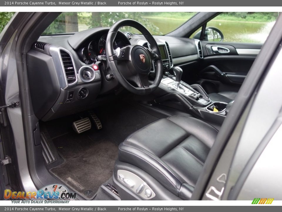 Black Interior - 2014 Porsche Cayenne Turbo Photo #10