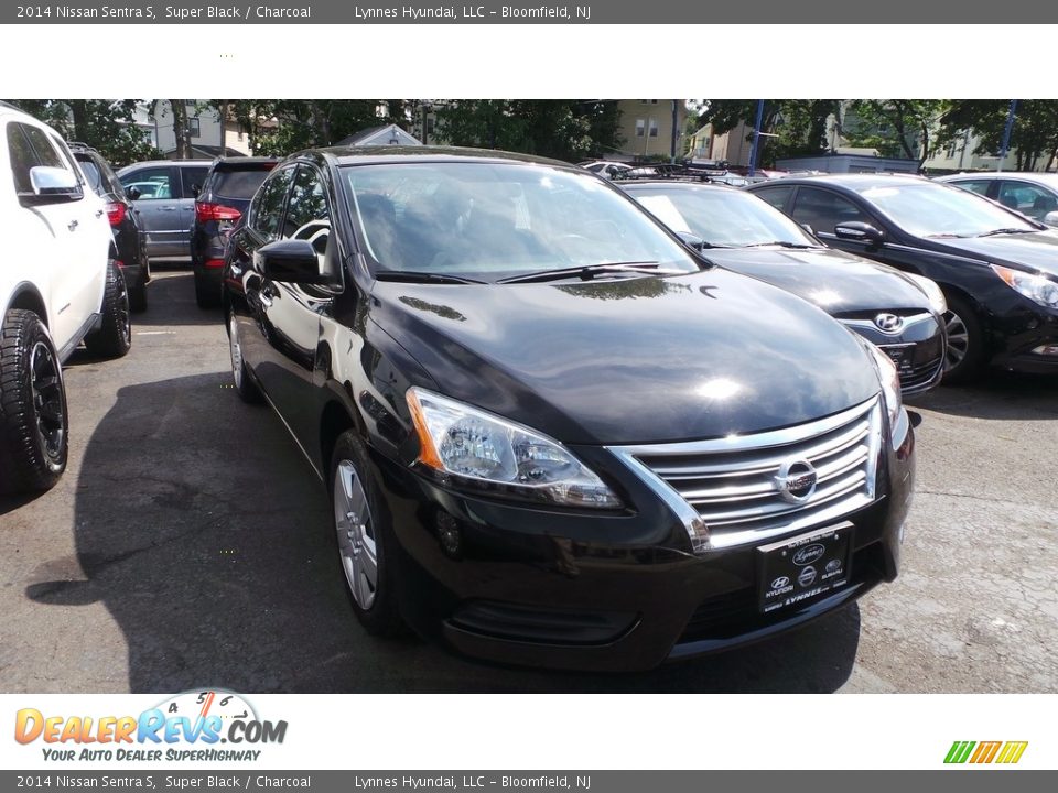 2014 Nissan Sentra S Super Black / Charcoal Photo #1