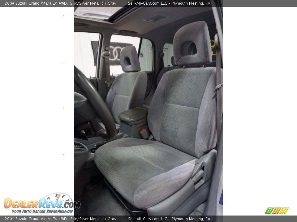 2004 Suzuki Grand Vitara EX 4WD Silky Silver Metallic / Gray Photo #24