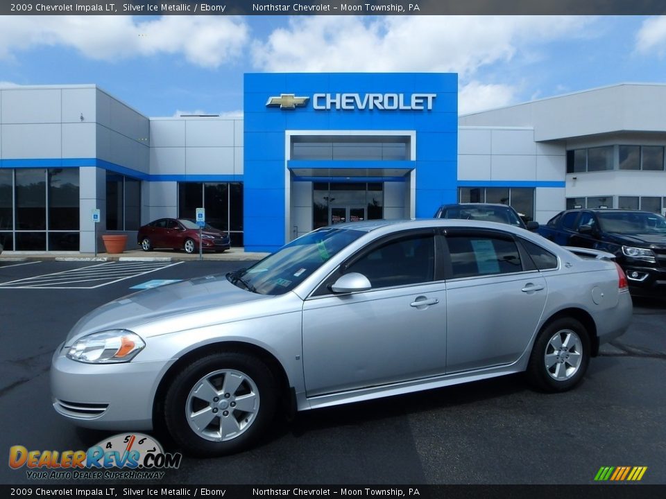 Front 3/4 View of 2009 Chevrolet Impala LT Photo #1