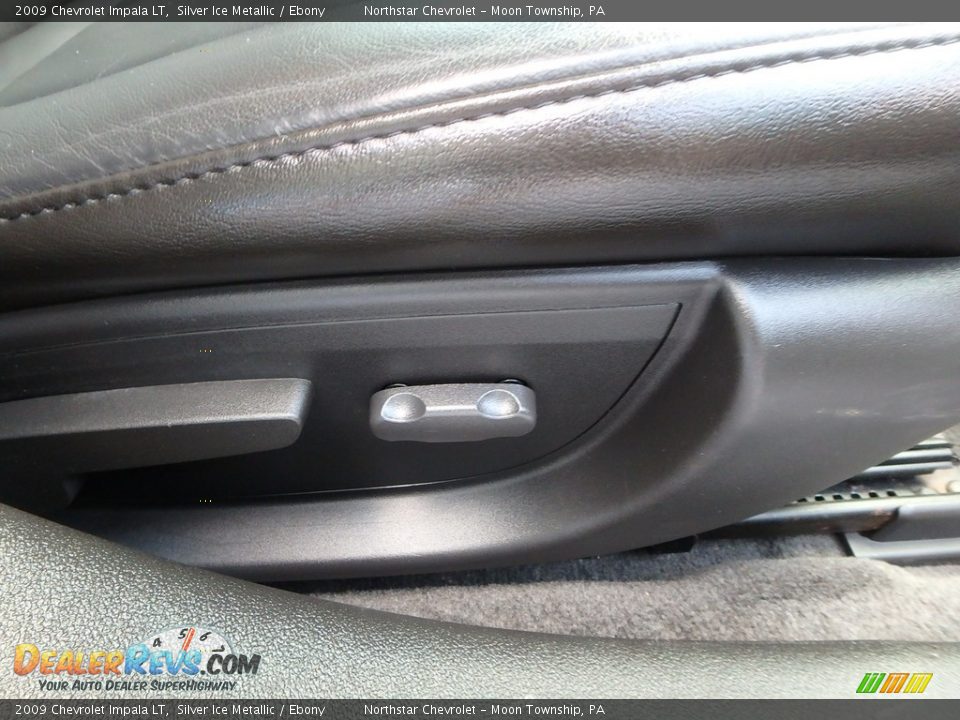 2009 Chevrolet Impala LT Silver Ice Metallic / Ebony Photo #17