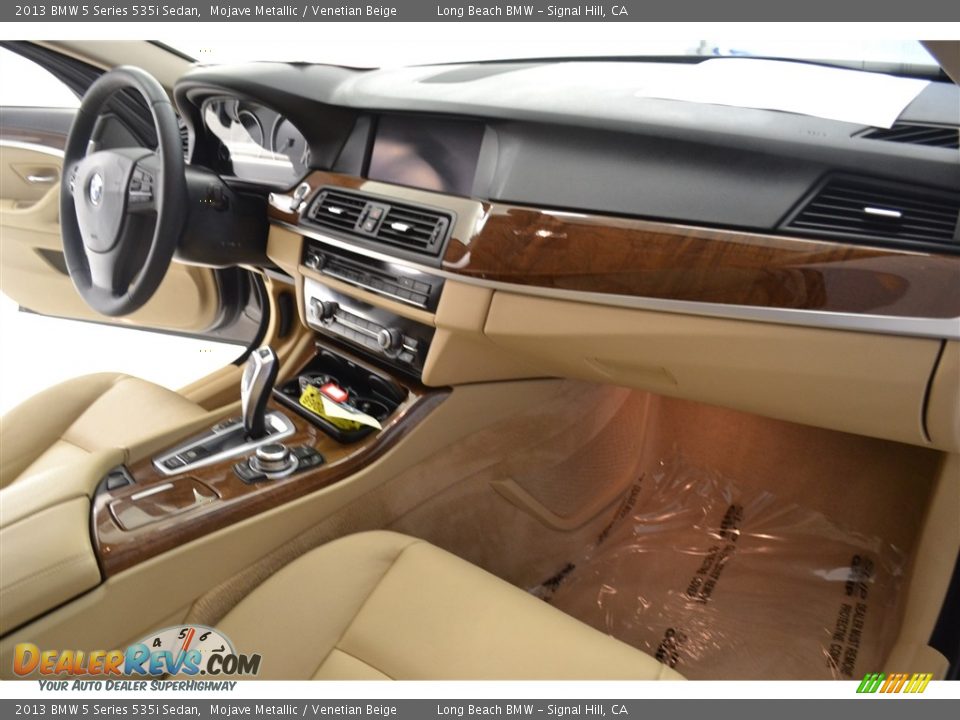 2013 BMW 5 Series 535i Sedan Mojave Metallic / Venetian Beige Photo #17