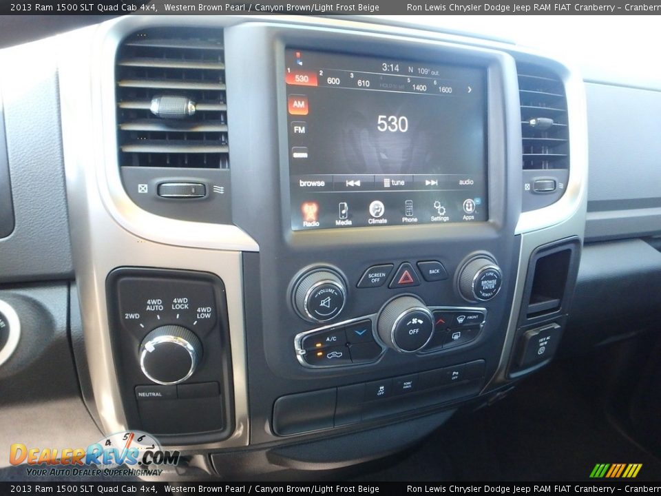 2013 Ram 1500 SLT Quad Cab 4x4 Western Brown Pearl / Canyon Brown/Light Frost Beige Photo #17