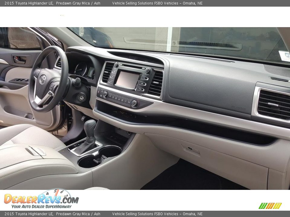 2015 Toyota Highlander LE Predawn Gray Mica / Ash Photo #7