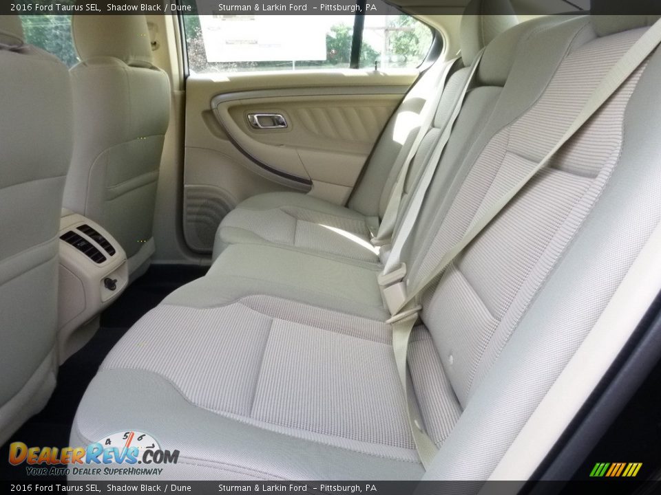 2016 Ford Taurus SEL Shadow Black / Dune Photo #7