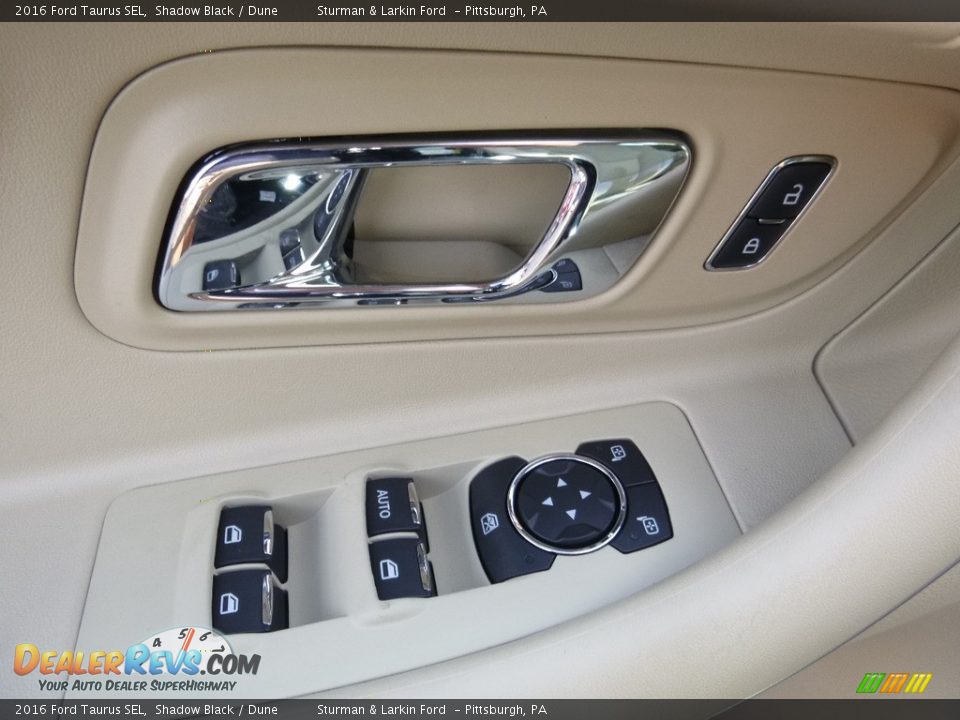 2016 Ford Taurus SEL Shadow Black / Dune Photo #9