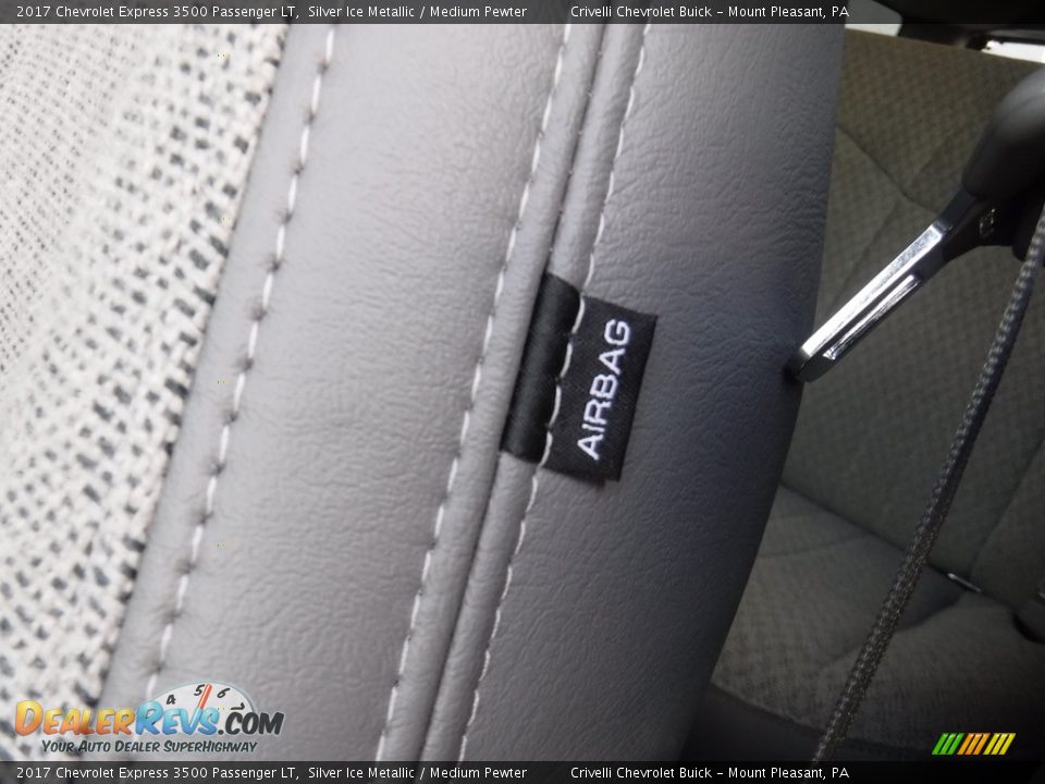 2017 Chevrolet Express 3500 Passenger LT Silver Ice Metallic / Medium Pewter Photo #11