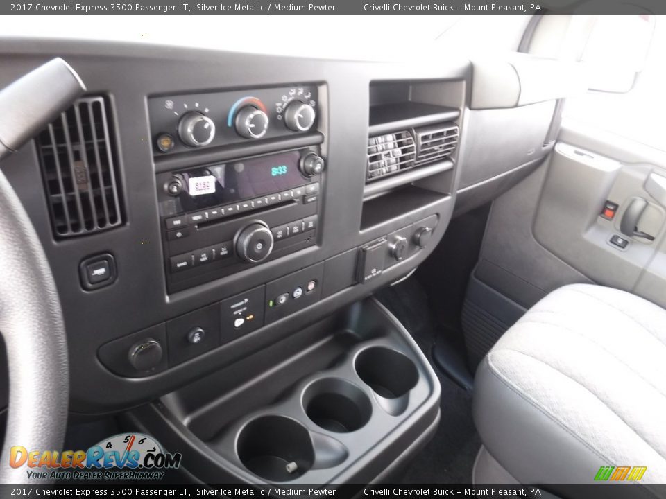 2017 Chevrolet Express 3500 Passenger LT Silver Ice Metallic / Medium Pewter Photo #13