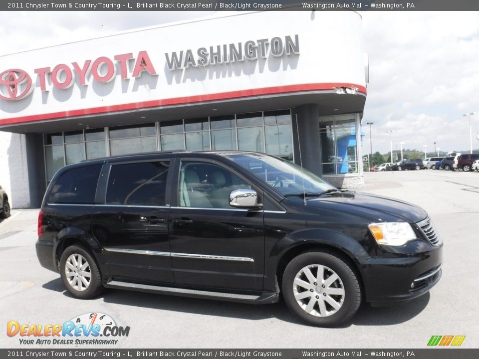 2011 Chrysler Town & Country Touring - L Brilliant Black Crystal Pearl / Black/Light Graystone Photo #2