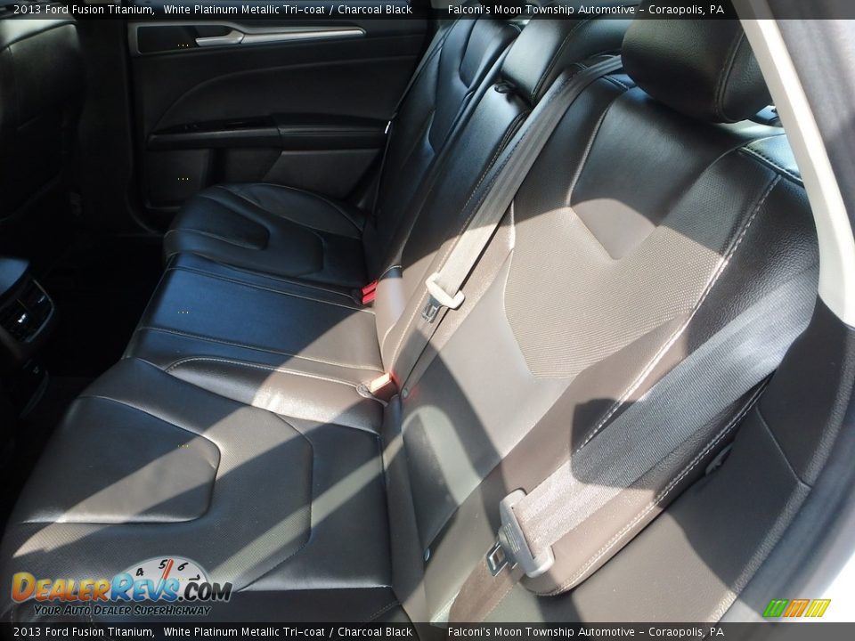2013 Ford Fusion Titanium White Platinum Metallic Tri-coat / Charcoal Black Photo #16