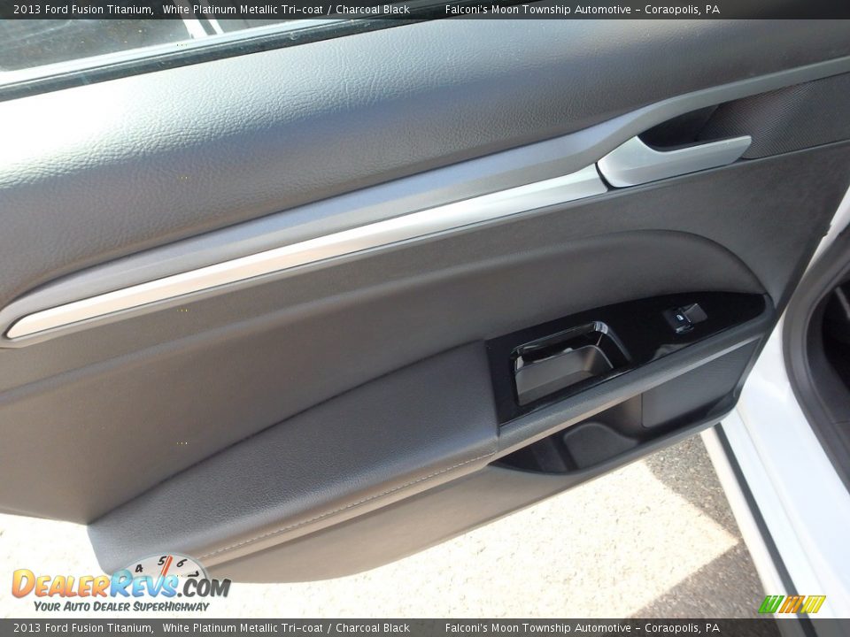 2013 Ford Fusion Titanium White Platinum Metallic Tri-coat / Charcoal Black Photo #18