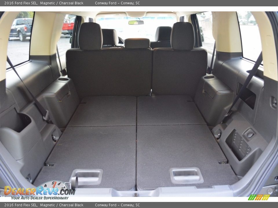2016 Ford Flex SEL Trunk Photo #7