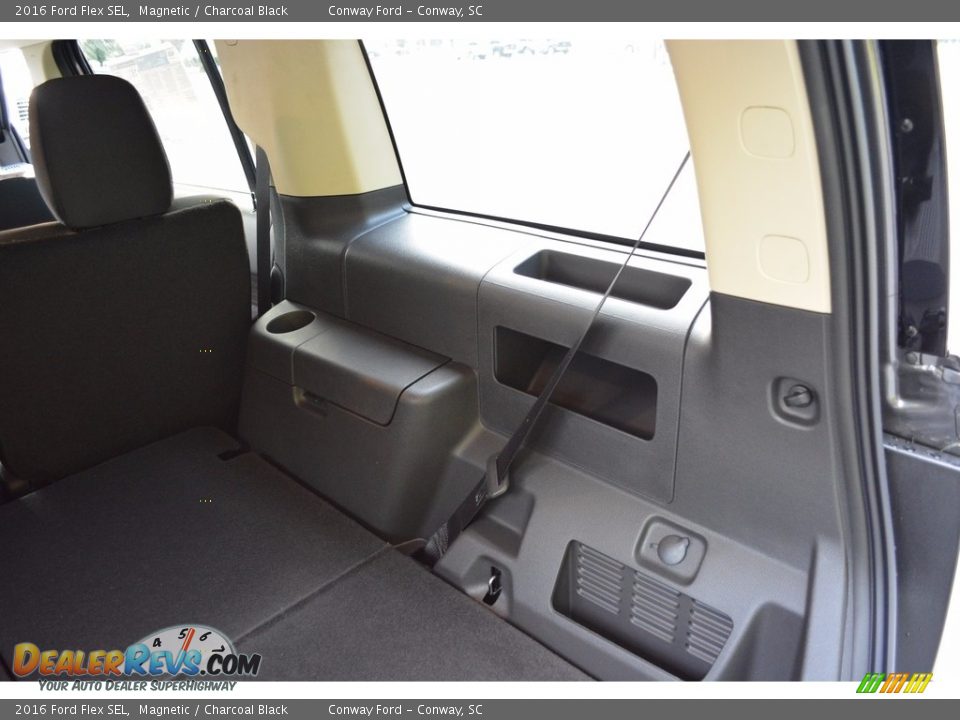2016 Ford Flex SEL Magnetic / Charcoal Black Photo #9