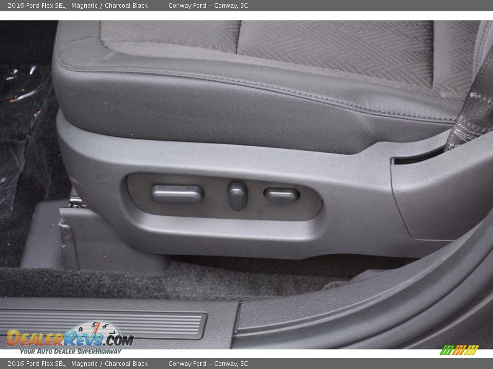 2016 Ford Flex SEL Magnetic / Charcoal Black Photo #24