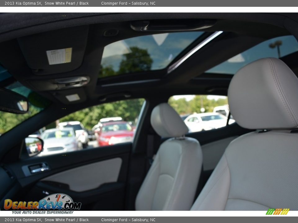 2013 Kia Optima SX Snow White Pearl / Black Photo #9