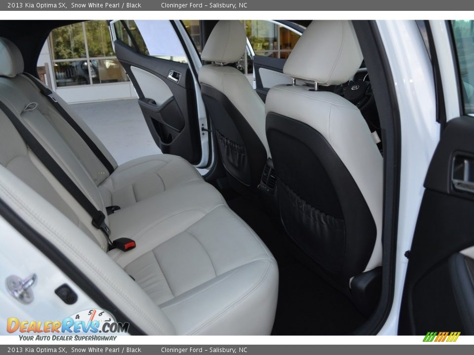 2013 Kia Optima SX Snow White Pearl / Black Photo #15