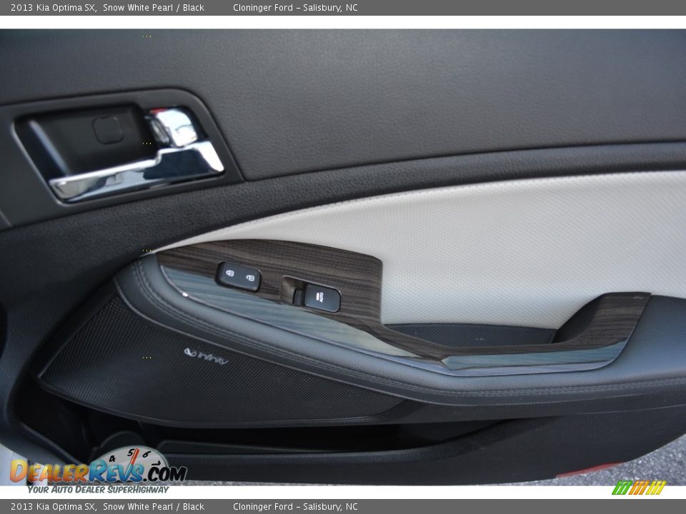 2013 Kia Optima SX Snow White Pearl / Black Photo #16