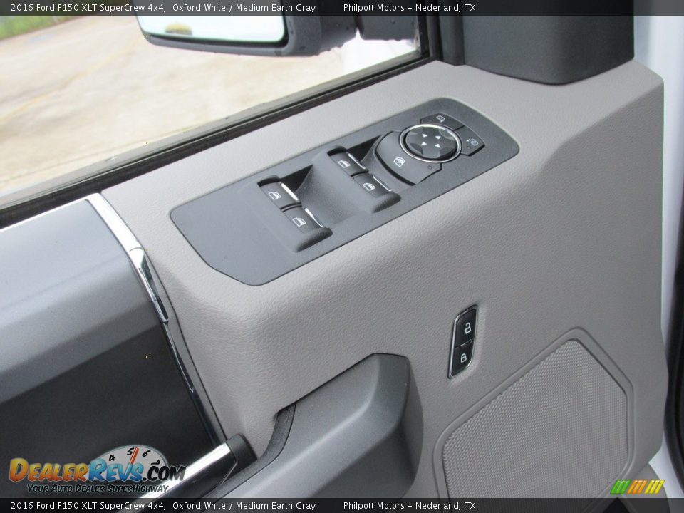 2016 Ford F150 XLT SuperCrew 4x4 Oxford White / Medium Earth Gray Photo #22
