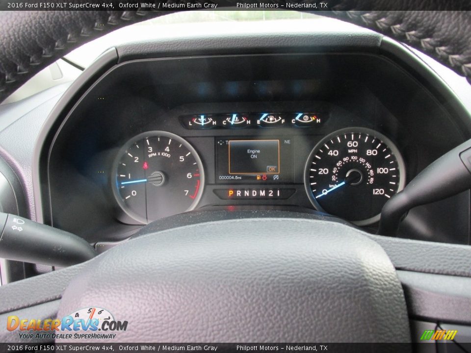 2016 Ford F150 XLT SuperCrew 4x4 Oxford White / Medium Earth Gray Photo #33