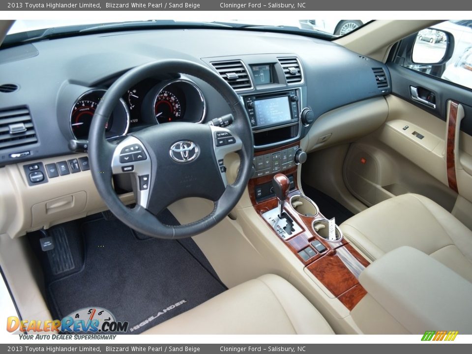 2013 Toyota Highlander Limited Blizzard White Pearl / Sand Beige Photo #11