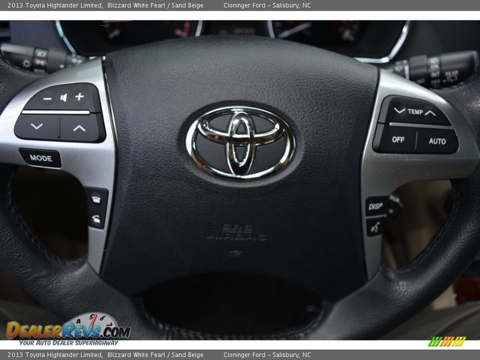 2013 Toyota Highlander Limited Blizzard White Pearl / Sand Beige Photo #24