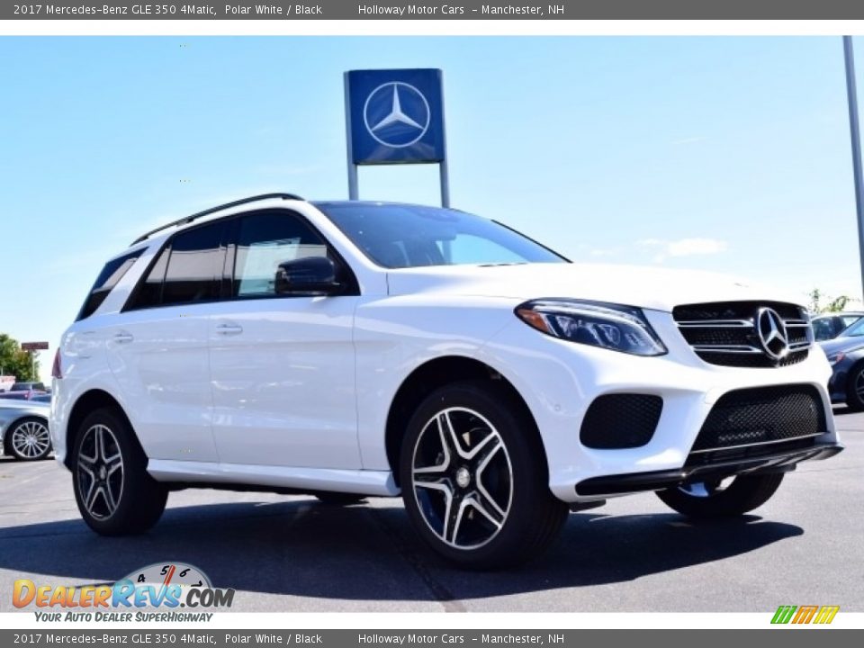 Front 3/4 View of 2017 Mercedes-Benz GLE 350 4Matic Photo #7