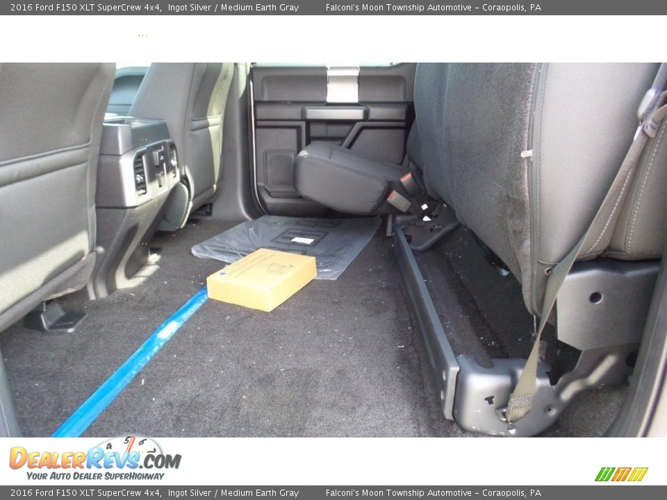 2016 Ford F150 XLT SuperCrew 4x4 Ingot Silver / Medium Earth Gray Photo #10