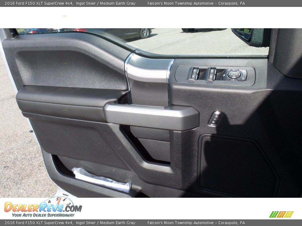 2016 Ford F150 XLT SuperCrew 4x4 Ingot Silver / Medium Earth Gray Photo #13