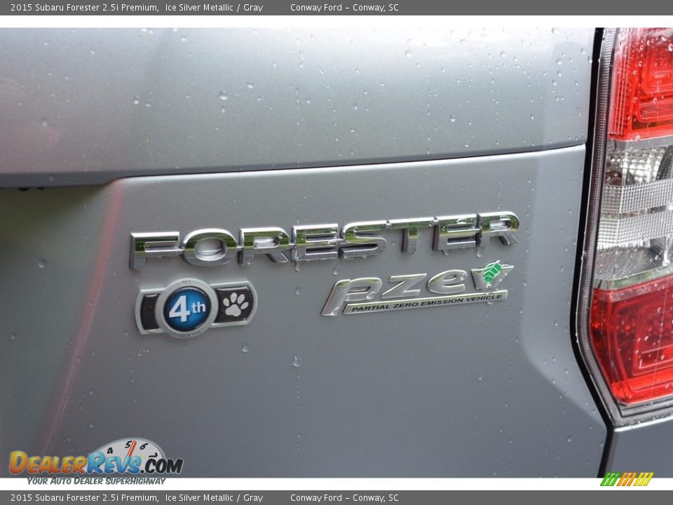 2015 Subaru Forester 2.5i Premium Ice Silver Metallic / Gray Photo #5