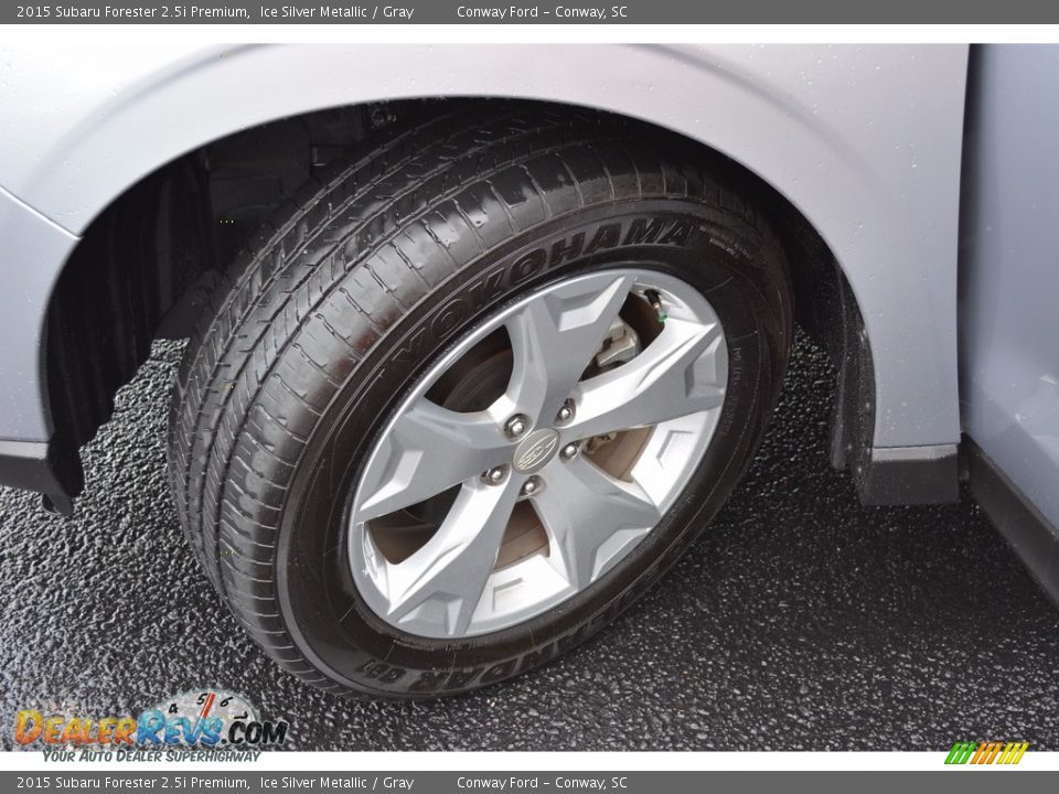 2015 Subaru Forester 2.5i Premium Ice Silver Metallic / Gray Photo #17