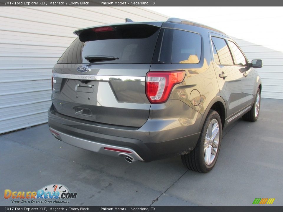 2017 Ford Explorer XLT Magnetic / Ebony Black Photo #4