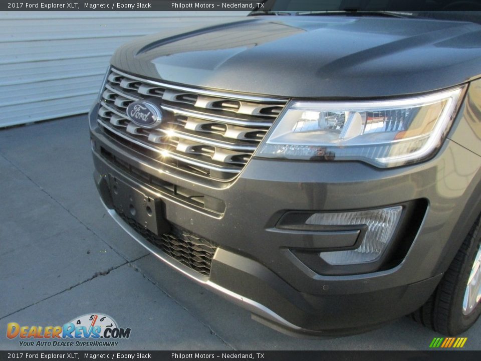 2017 Ford Explorer XLT Magnetic / Ebony Black Photo #10